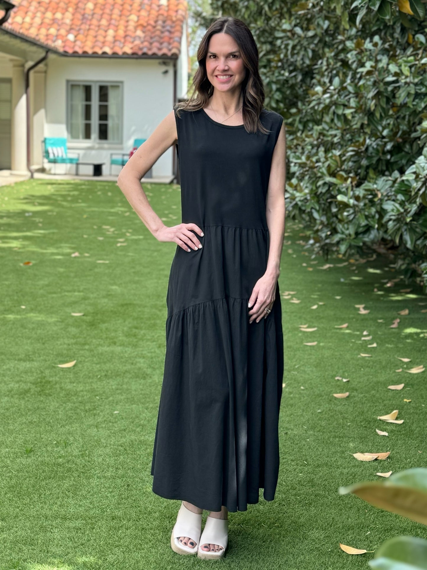 Long Black Sleeveless Dress